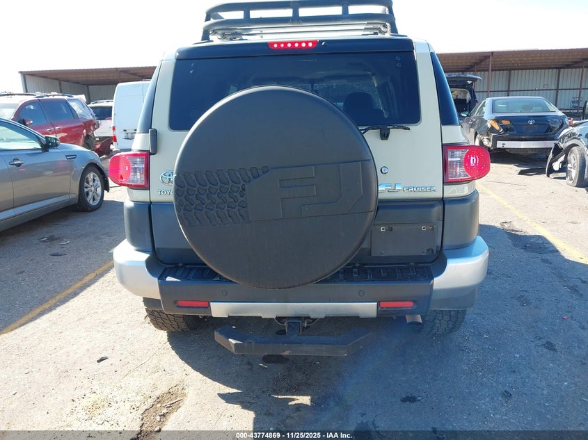 2008 Toyota Fj Cruiser VIN: JTEZU11FX8K002550 Lot: 43774869