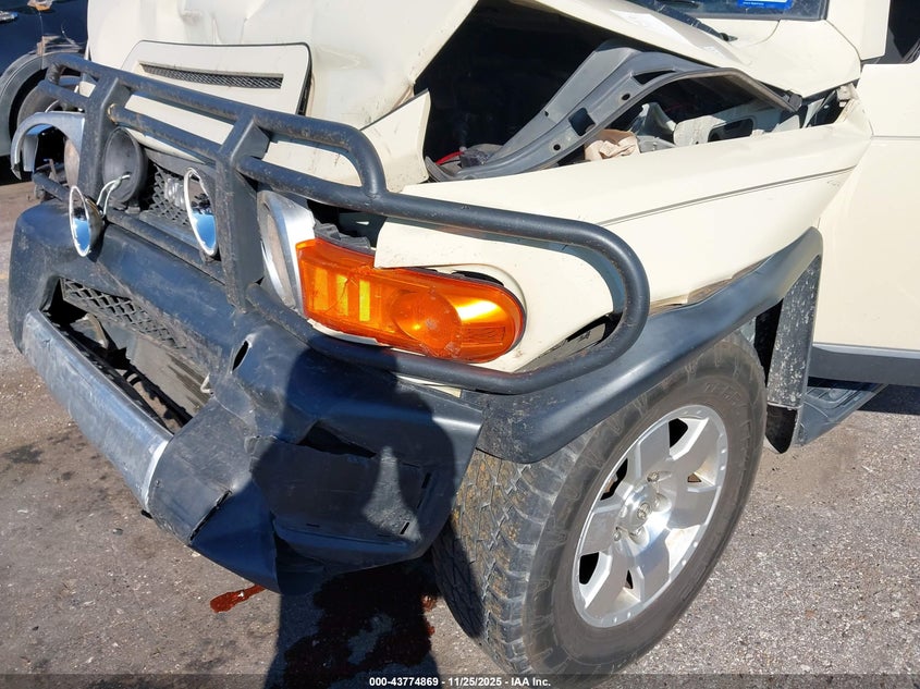 2008 Toyota Fj Cruiser VIN: JTEZU11FX8K002550 Lot: 43774869