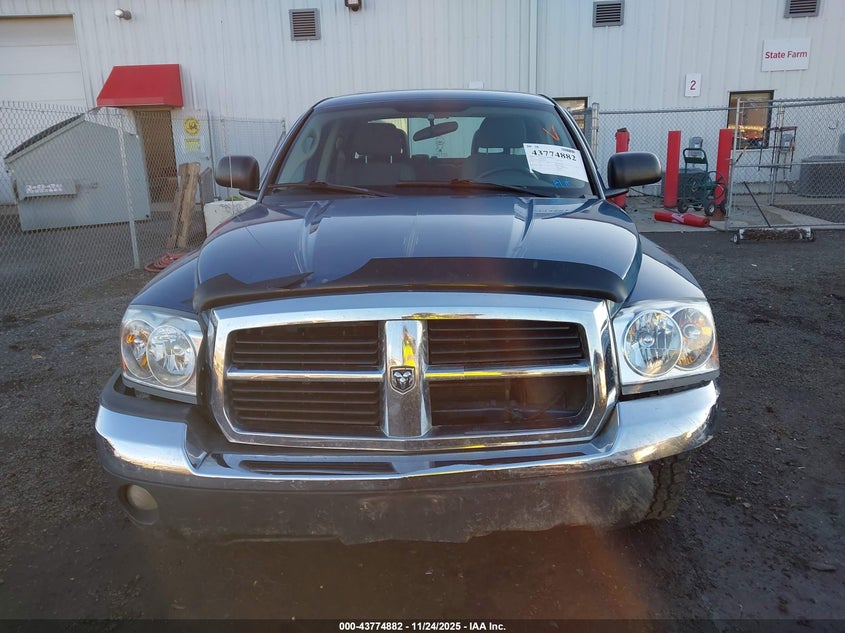 2005 Dodge Dakota Slt VIN: 1D7HW48N25S152355 Lot: 43774882