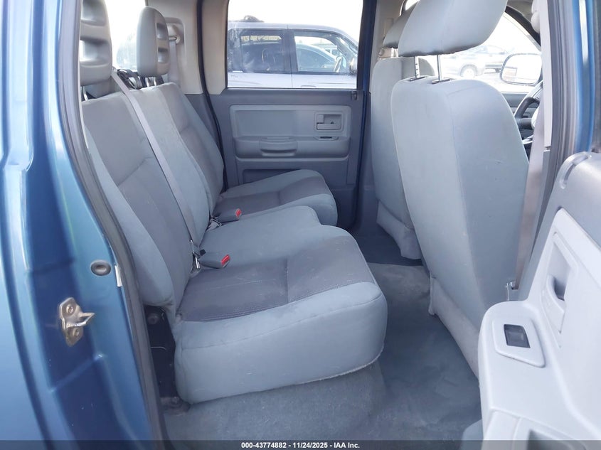 2005 Dodge Dakota Slt VIN: 1D7HW48N25S152355 Lot: 43774882