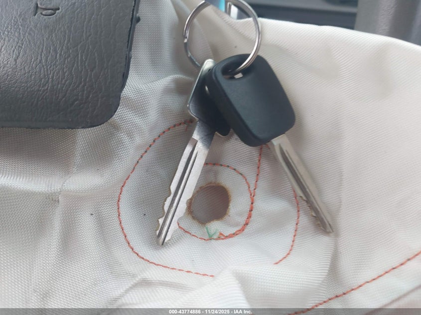 1999 Mercury Grand Marquis Gs VIN: 2MEFM74W5XX683782 Lot: 43774886