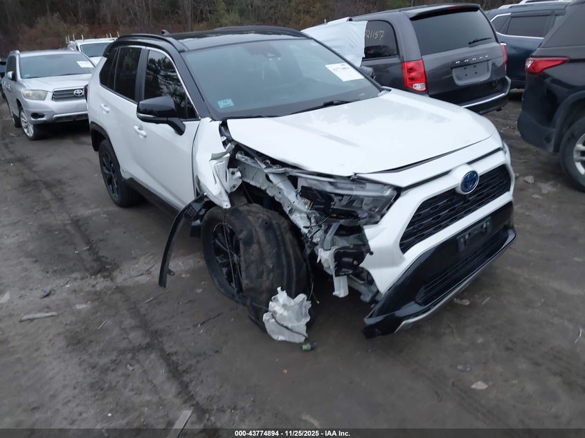 TOYOTA RAV4 HYBRID XSE