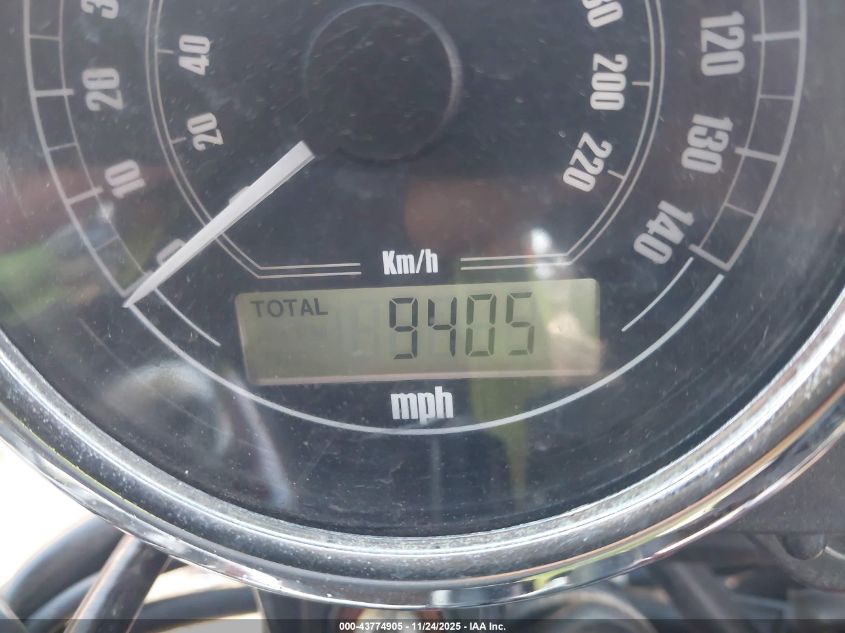 2011 Moto Guzzi V7 Classic VIN: ZGULWC009BM114956 Lot: 43774905