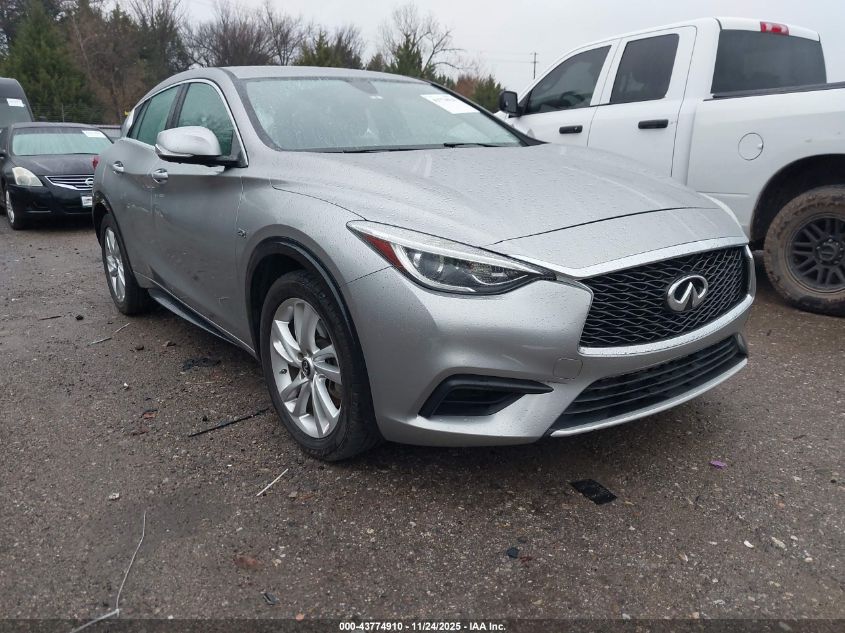 INFINITI QX30