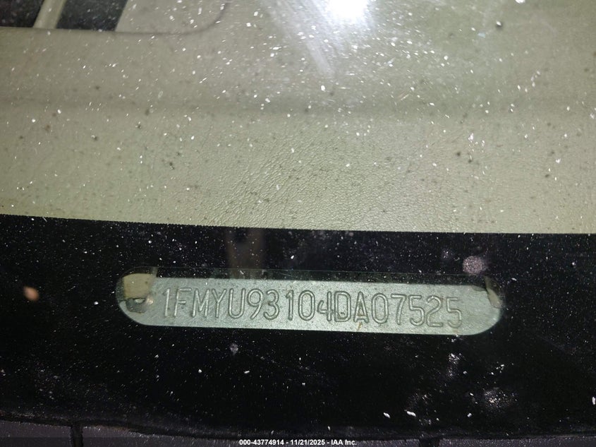 2004 Ford Escape Xlt VIN: 1FMYU93104DA07525 Lot: 43774914