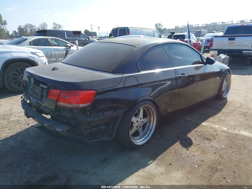 WBAWR33577PX75032 2007 BMW 3ER photo no. 4