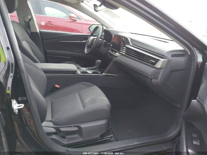 2025 Toyota Camry Le VIN: 4T1DAACK3SU133165 Lot: 43774957