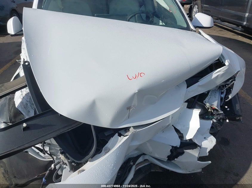 2021 Tesla Model Y Long Range Dual Motor All-Wheel Drive VIN: 5YJYGDEE6MF240929 Lot: 43774968