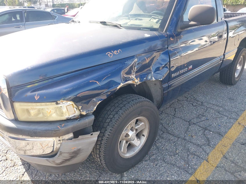 2000 Dodge Ram 1500 St VIN: 1B7HC16Y5YS551733 Lot: 43774973
