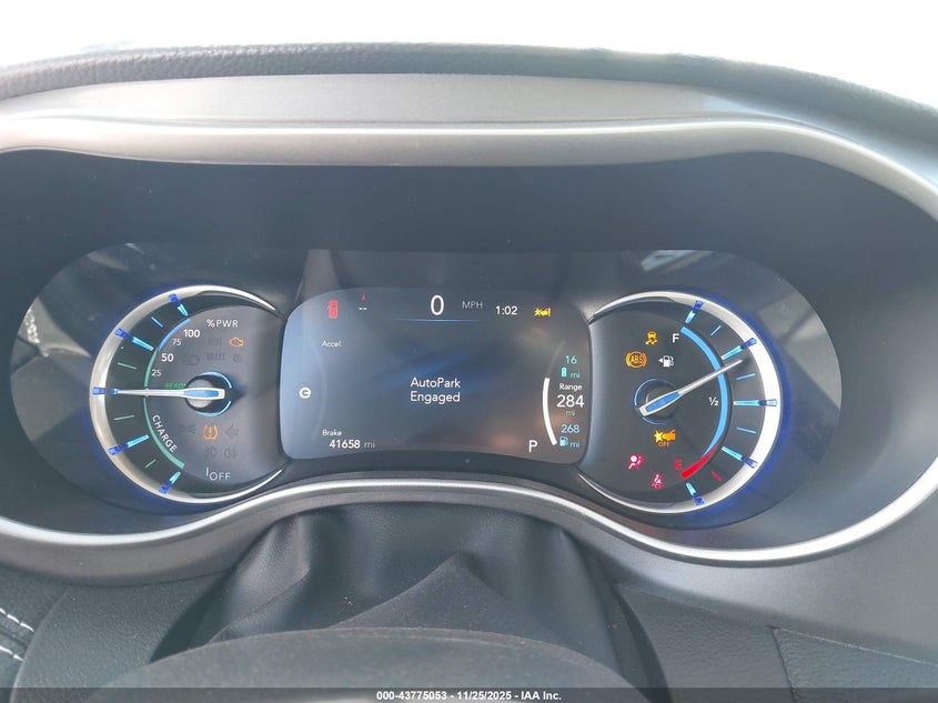 2024 Chrysler Pacifica Hybrid Select VIN: 2C4RC1S76RR117955 Lot: 43775053