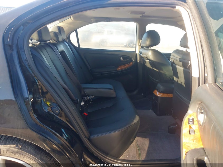 2004 Infiniti I35 Luxury VIN: JNKDA31A24T203661 Lot: 43775112