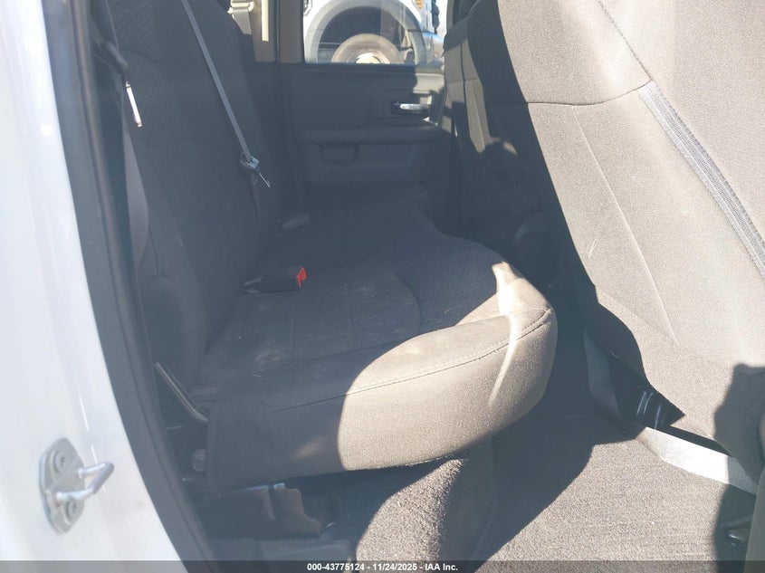 2020 Ram 1500 Classic VIN: 1C6RR7GT1LS109895 Lot: 43775124