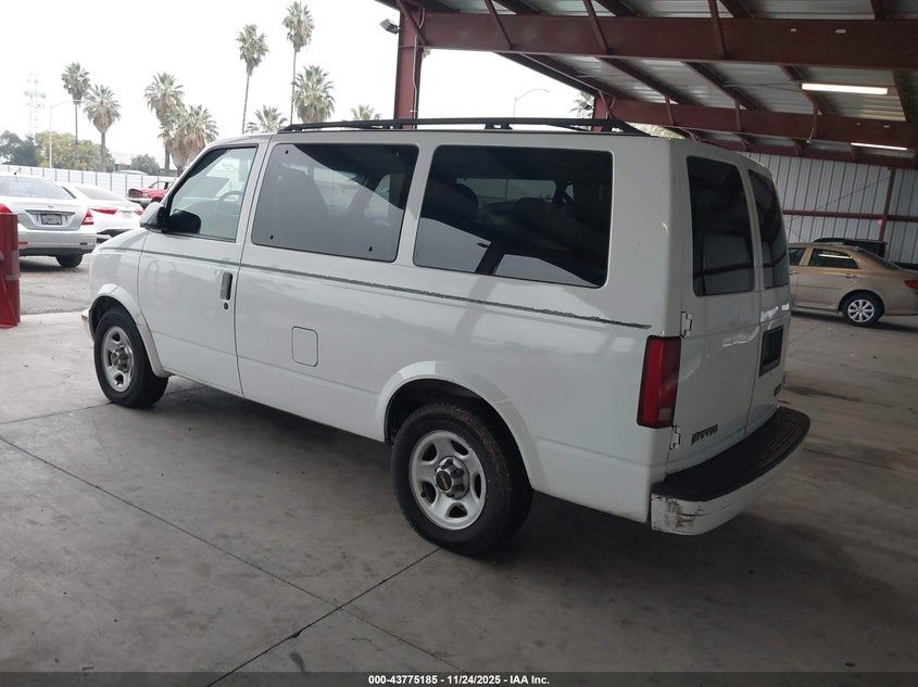 1GKDM19X13B501035 2003 GMC SAFARI photo no. 3