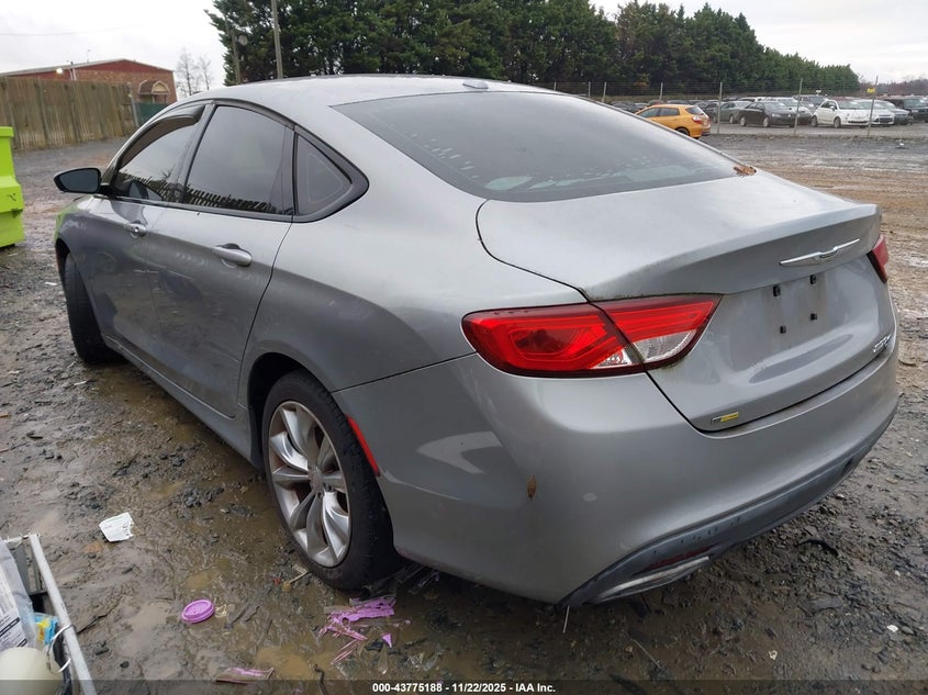 1C3CCCBB2FN723515 2015 CHRYSLER 200 photo no. 3