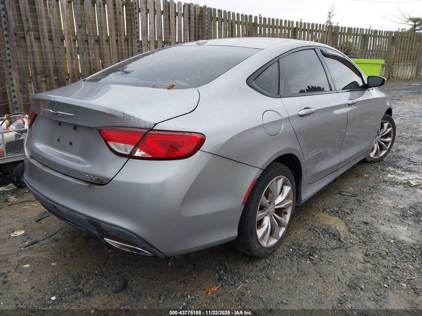 1C3CCCBB2FN723515 2015 CHRYSLER 200 photo no. 4
