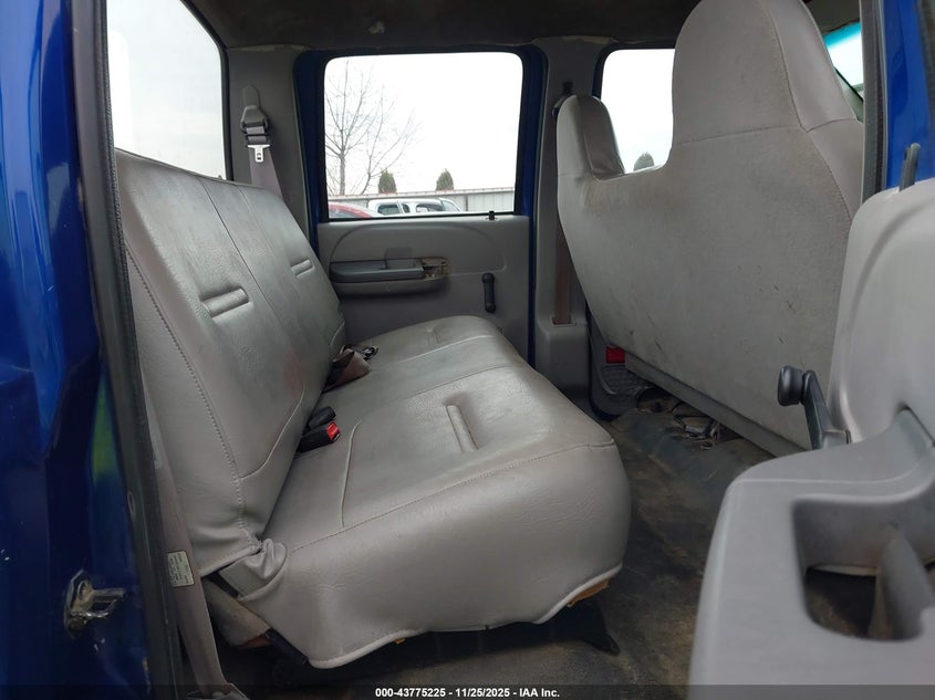 1999 Ford F-350 Lariat/Xl/Xlt VIN: 1FTSW31L1XEB27757 Lot: 43775225