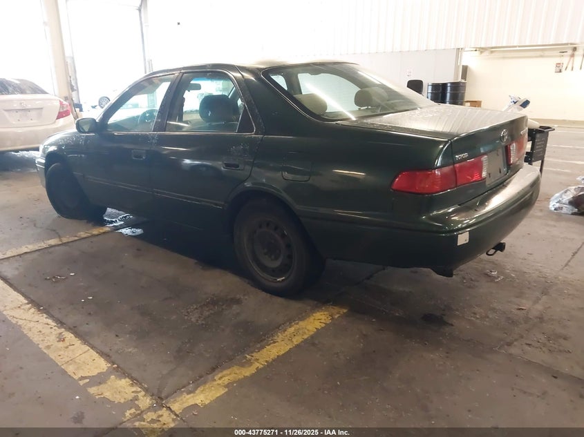 JT2BG22K7Y0472571 2000 TOYOTA CAMRY photo no. 3