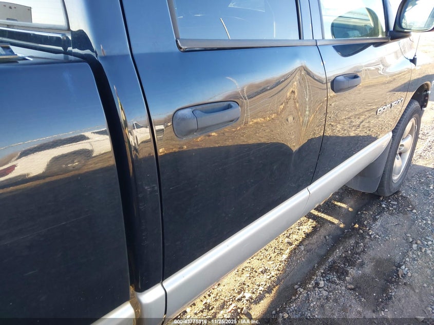 2005 Dodge Ram 1500 Slt/Laramie VIN: 1D7HU18D15S239773 Lot: 43775316