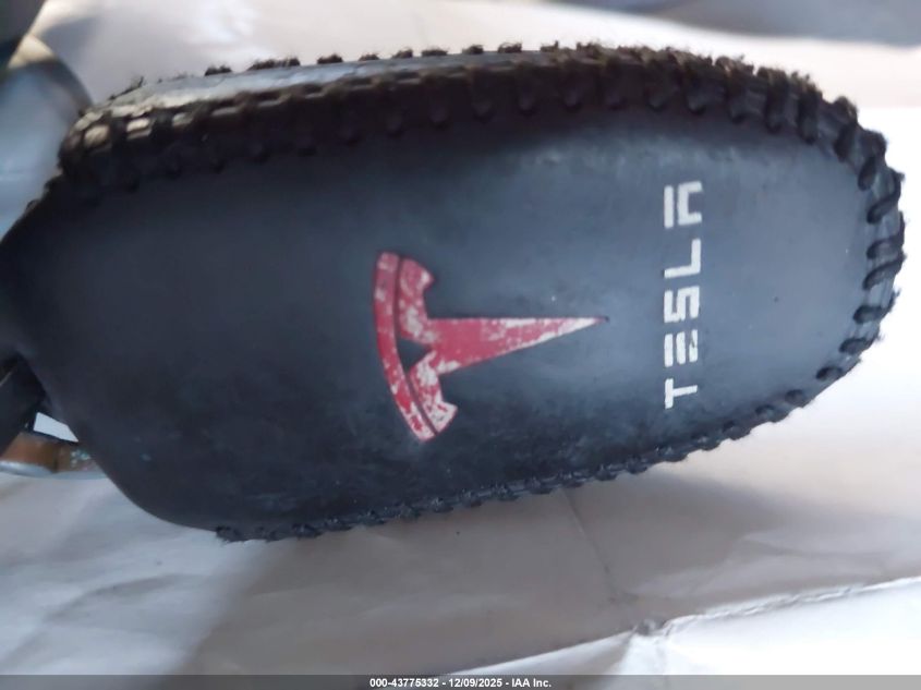 2017 Tesla Model S 60/75 VIN: 5YJSA1E1XHF231188 Lot: 43775332