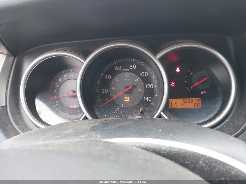 2009 Nissan Versa 1.8S VIN: 3N1BC13E29L413828 Lot: 43775369