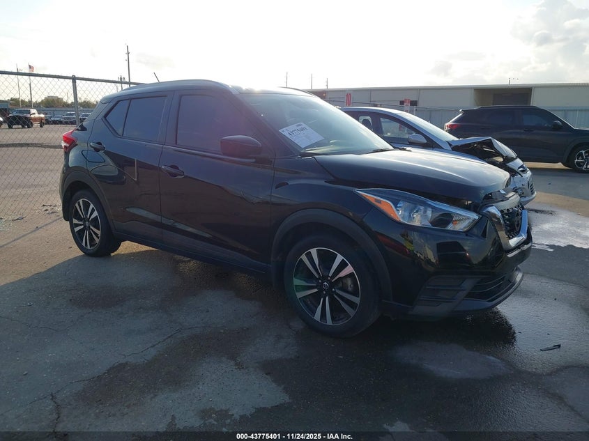 NISSAN KICKS SV XTRONIC CVT