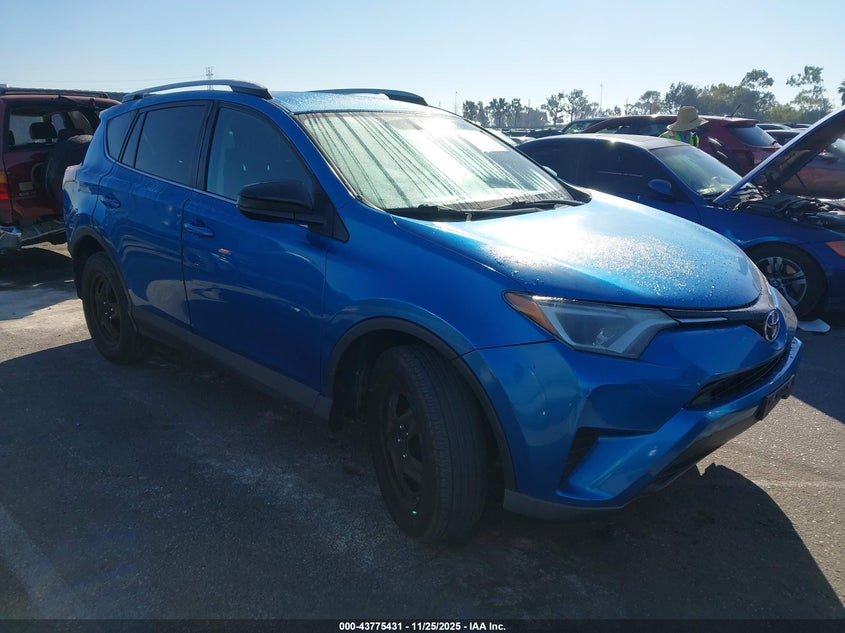 TOYOTA RAV4 LE