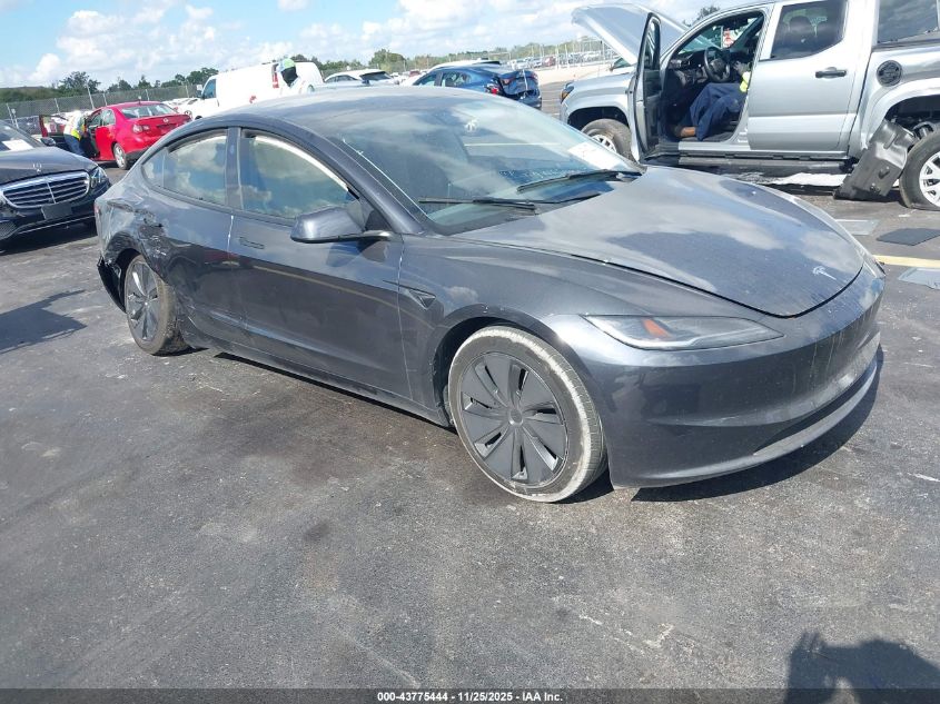 TESLA MODEL 3 LONG RANGE REAR-WHEEL DRIVE/STANDARD
