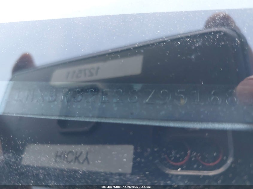 2008 Toyota Corolla Le VIN: 1NXBR32E28Z951681 Lot: 43775480