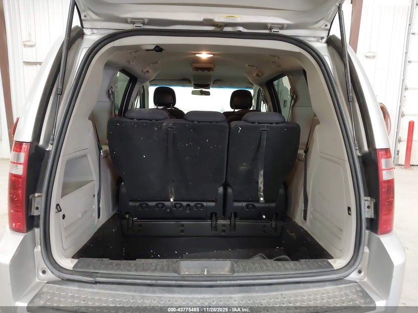 2010 Dodge Grand Caravan Se VIN: 2D4RN4DE9AR377510 Lot: 43775485