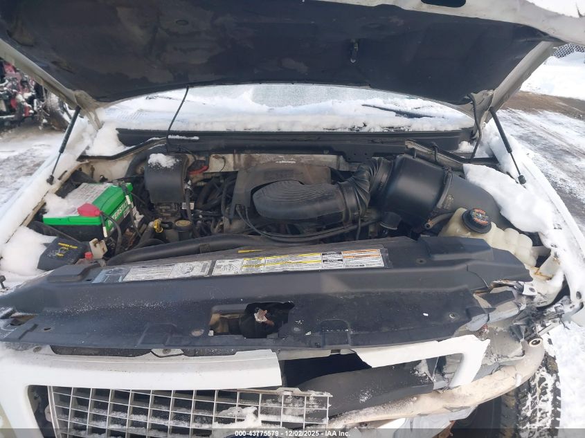 1999 Ford Expedition Eddie Bauer/Xlt VIN: 1FMPU18L0XLA74935 Lot: 43775579