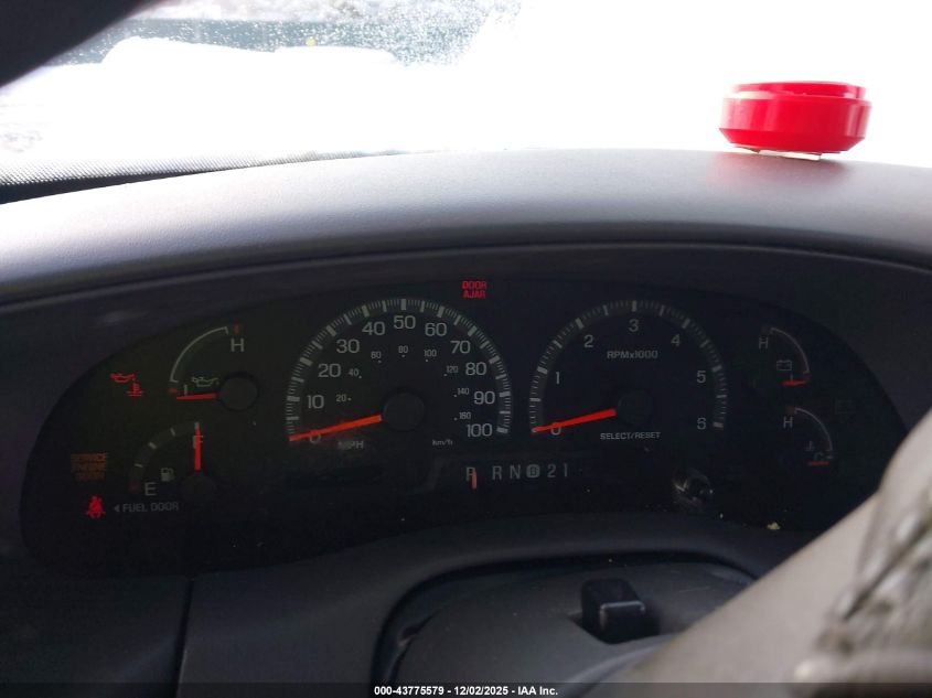 1999 Ford Expedition Eddie Bauer/Xlt VIN: 1FMPU18L0XLA74935 Lot: 43775579