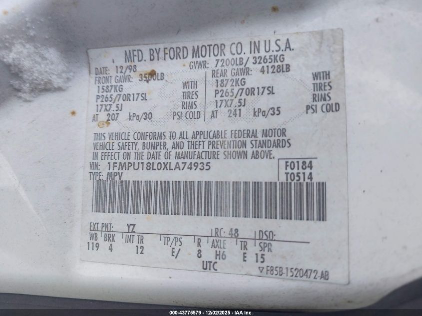 1999 Ford Expedition Eddie Bauer/Xlt VIN: 1FMPU18L0XLA74935 Lot: 43775579