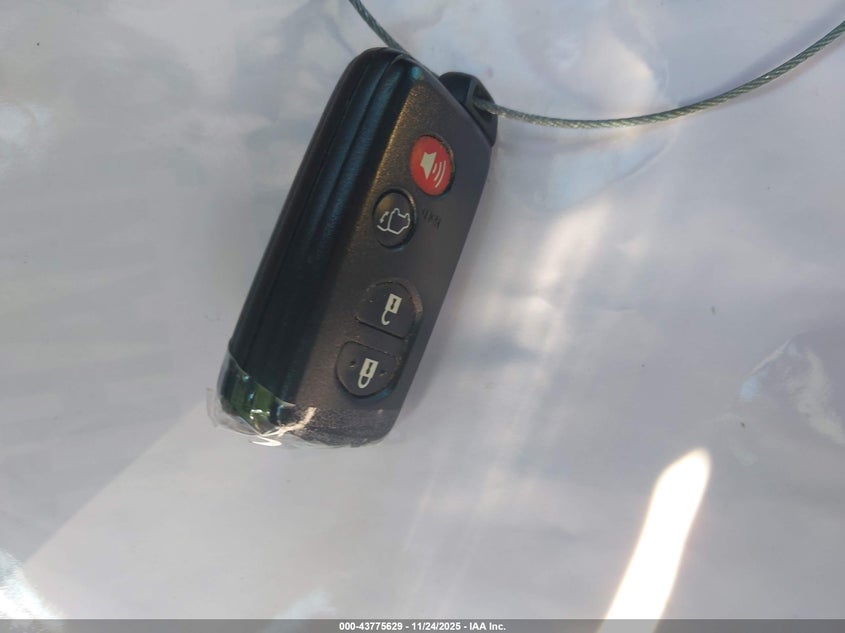 2008 Toyota Highlander Hybrid Limited VIN: JTEEW44A682013040 Lot: 43775629