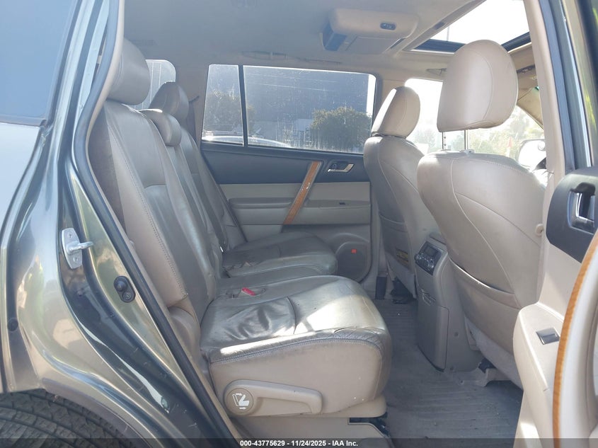 2008 Toyota Highlander Hybrid Limited VIN: JTEEW44A682013040 Lot: 43775629