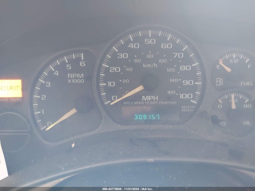 2002 Chevrolet Suburban Ls VIN: 1GNEC16Z72J192708 Lot: 43775658