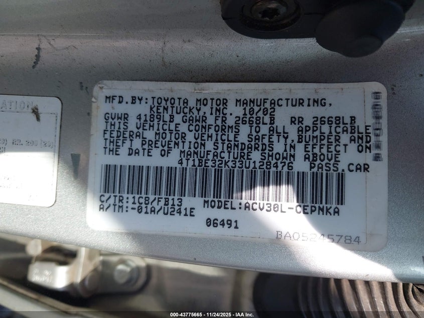 2003 Toyota Camry Le VIN: 4T1BE32K33U128476 Lot: 43775665