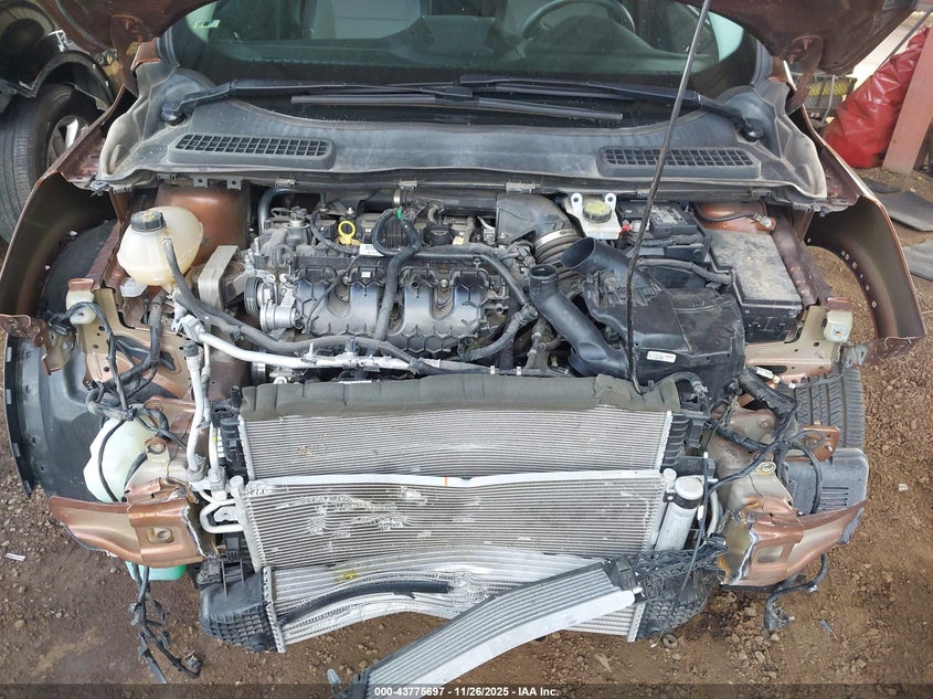 2017 Ford Escape VIN: RFWALLOUTLOOKC Lot: 43775697