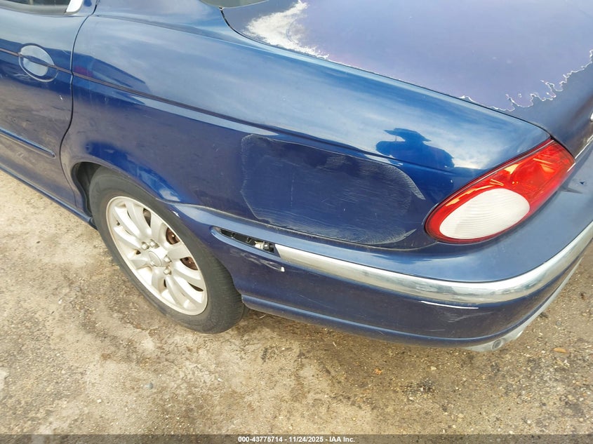 2002 Jaguar X-Type 2.5L VIN: SAJEA51D42XC60787 Lot: 43775714