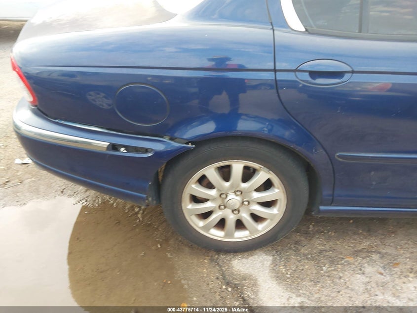 2002 Jaguar X-Type 2.5L VIN: SAJEA51D42XC60787 Lot: 43775714