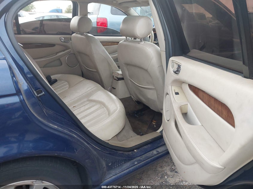 2002 Jaguar X-Type 2.5L VIN: SAJEA51D42XC60787 Lot: 43775714