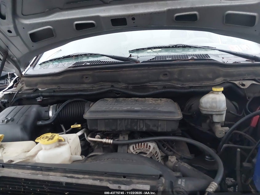 2005 Dodge Ram 1500 Slt/Laramie VIN: 1D7HU18NX5J571824 Lot: 43775745