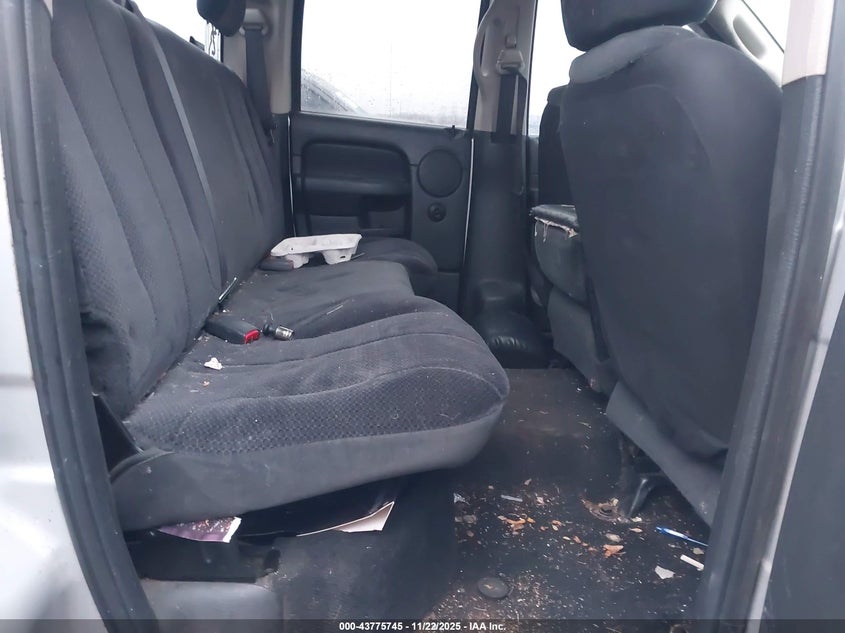 2005 Dodge Ram 1500 Slt/Laramie VIN: 1D7HU18NX5J571824 Lot: 43775745