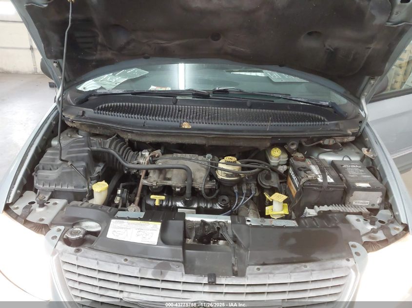 2001 Chrysler Town & Country Limited VIN: 2C8GP64L41R197343 Lot: 43775758