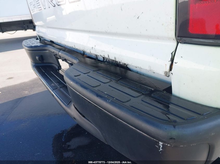 2004 Chevrolet Silverado 1500 Work Truck VIN: 1GCEC19X04Z343363 Lot: 43775773