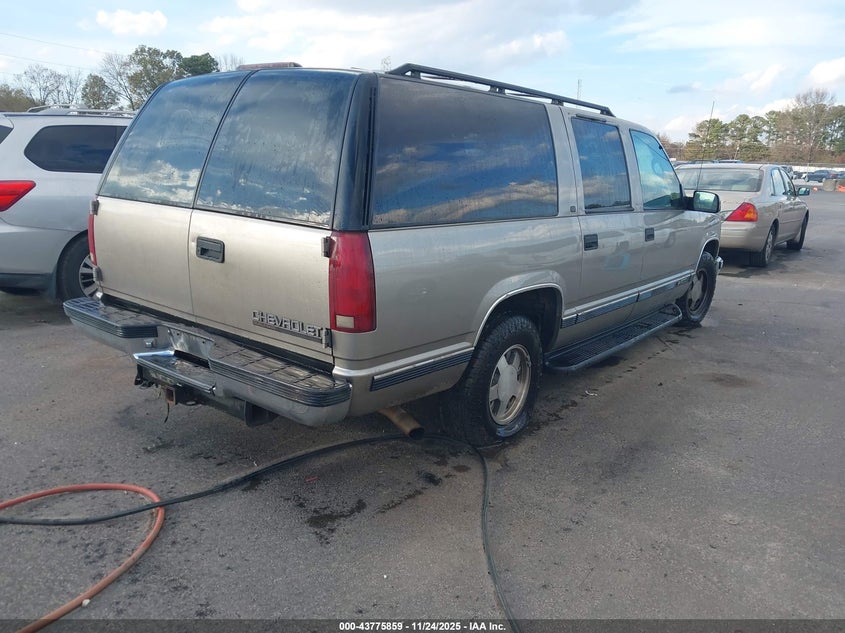 3GNEC16R0XG251560 1999 CHEVROLET EXPRESS photo no. 4