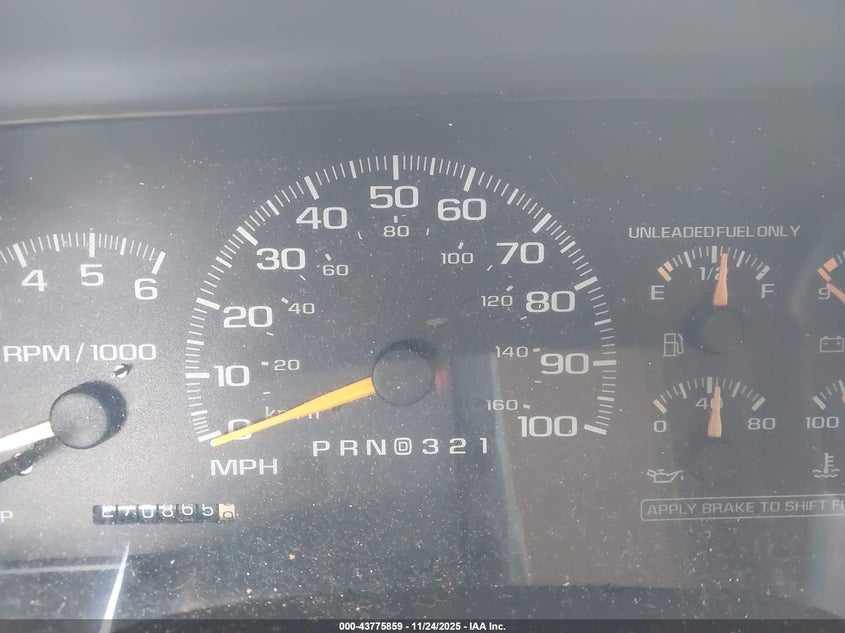 1999 Chevrolet Suburban 1500 Lt VIN: 3GNEC16R0XG251560 Lot: 43775859