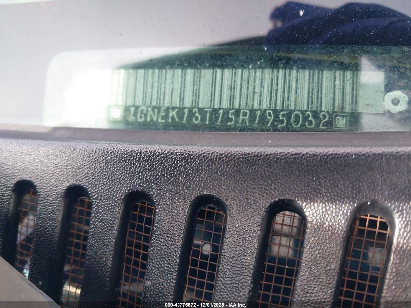 2005 Chevrolet Tahoe Lt VIN: 1GNEK13T15R195032 Lot: 43775872