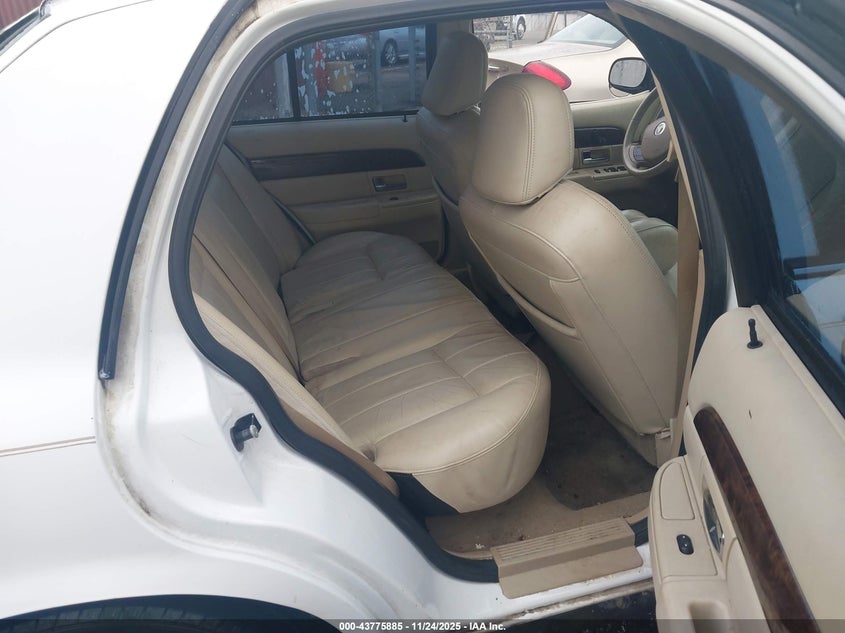 2007 Mercury Grand Marquis Ls VIN: 2MEFM75V97X628354 Lot: 43775885