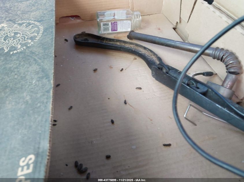 2006 BMW 330I VIN: WBAVB33526PS16518 Lot: 43775899