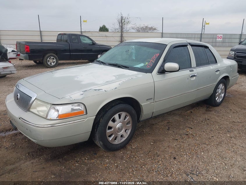 2MEHM75W04X665578 2004 MERCURY GRAND MARQUIS photo no. 2